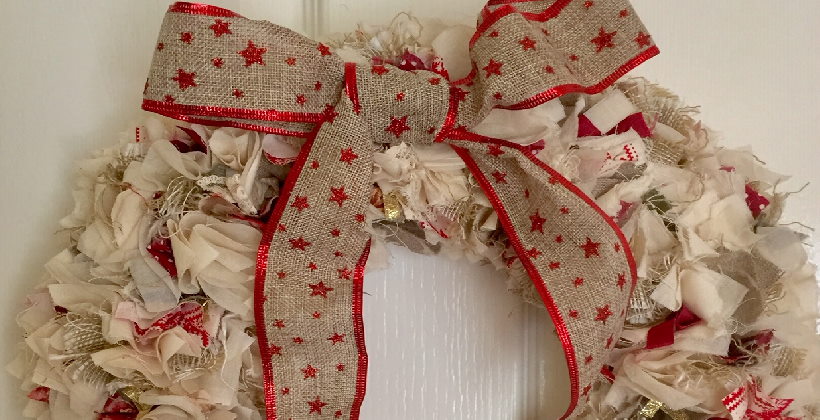 rag wreath -an image of christmas decorations made from upcycled fabric scraps