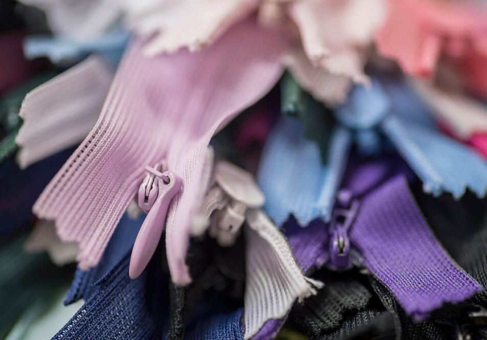 perfect zips - get a grip on zips How to insert a zip - a bundle of brightly coloured zips