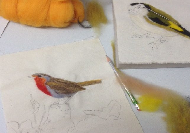 Needlefelted birds Needlefelted birds - robin and chaffinch pictures being made using needlefelting